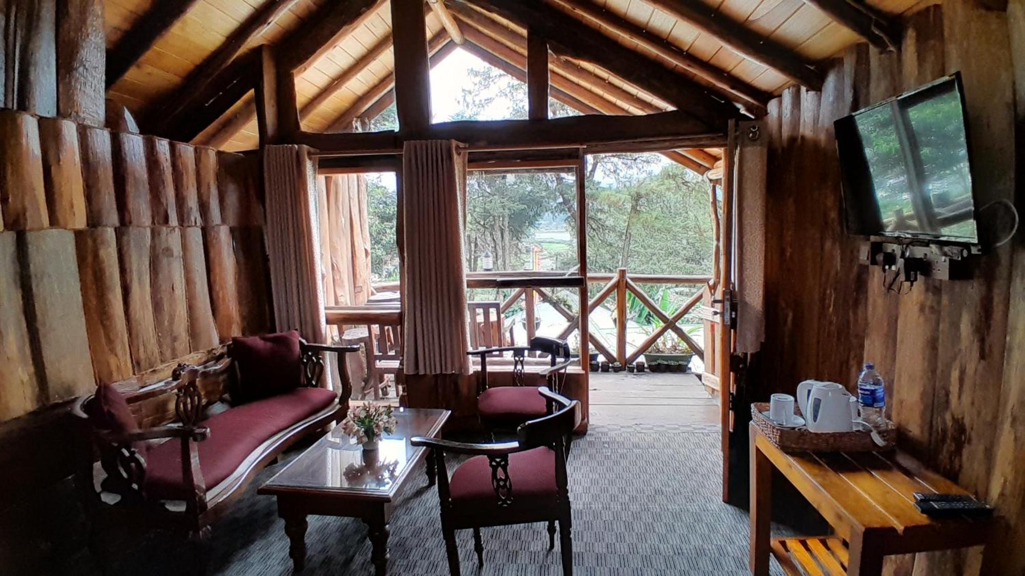 Eco Creations Wooden Cottage Νουβάρα Ελίγια Εξωτερικό φωτογραφία